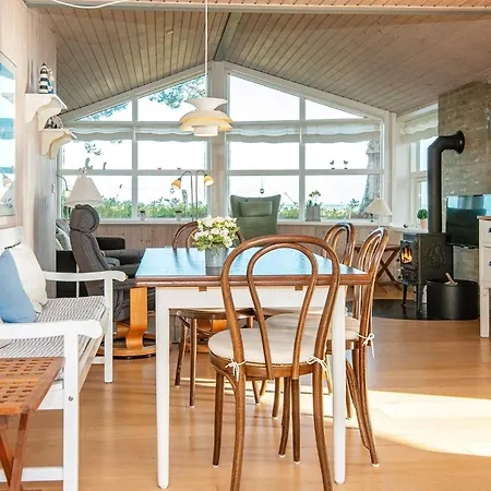 Seaside Charm In Romo - By Traum בית נופש